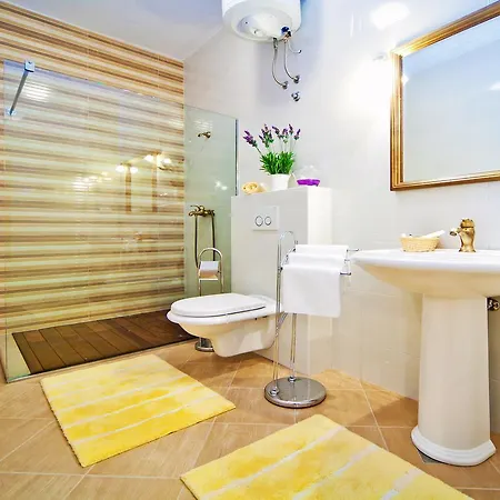 Luxury With A Swimming Pool Cibaca * Mlini